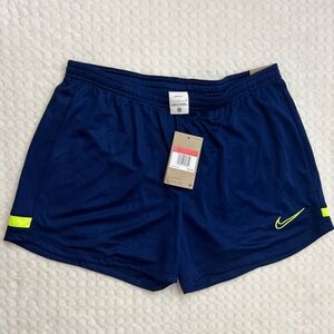 NWT Women’s Nike Soccer Shorts in Navy